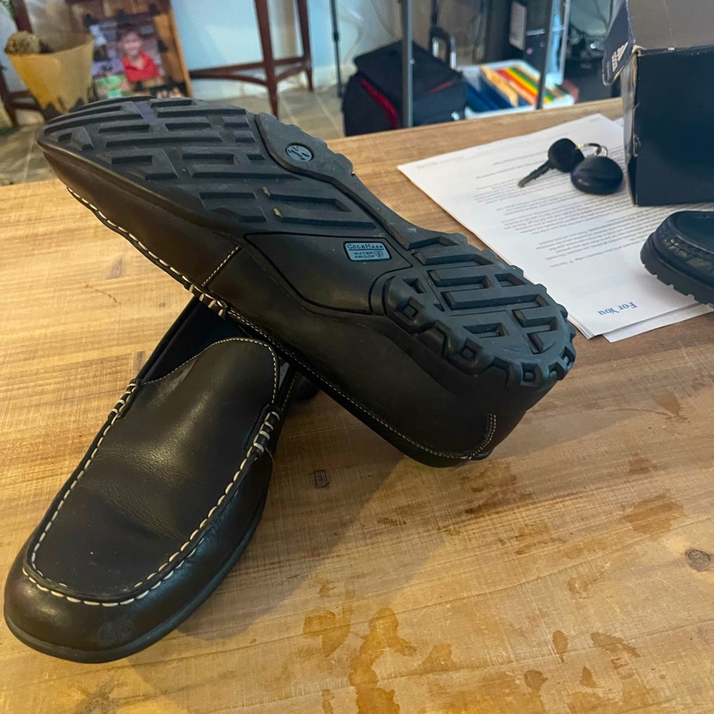 Woman's size 9 shoes - Cole Haan